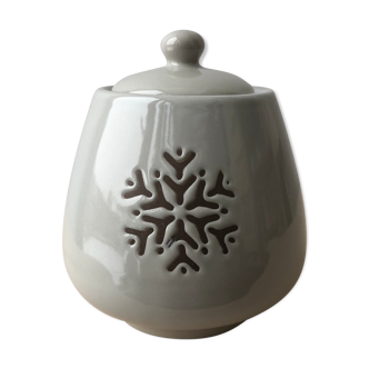 Small pot or sugar