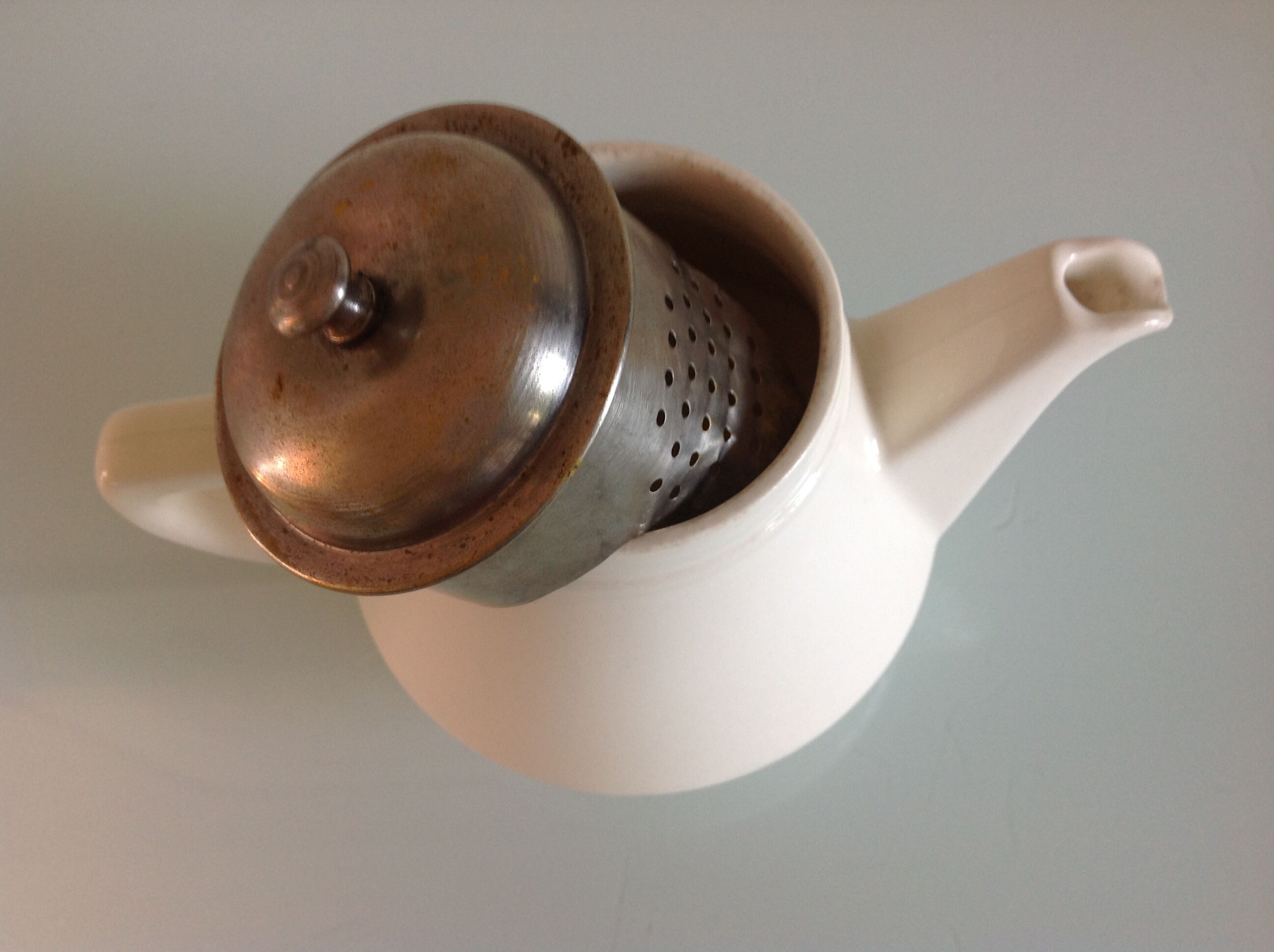 White theiere by Villeroy and Boch vintage 50/60s