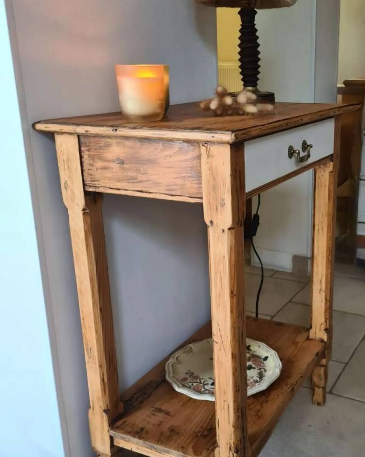 Country chic console side table