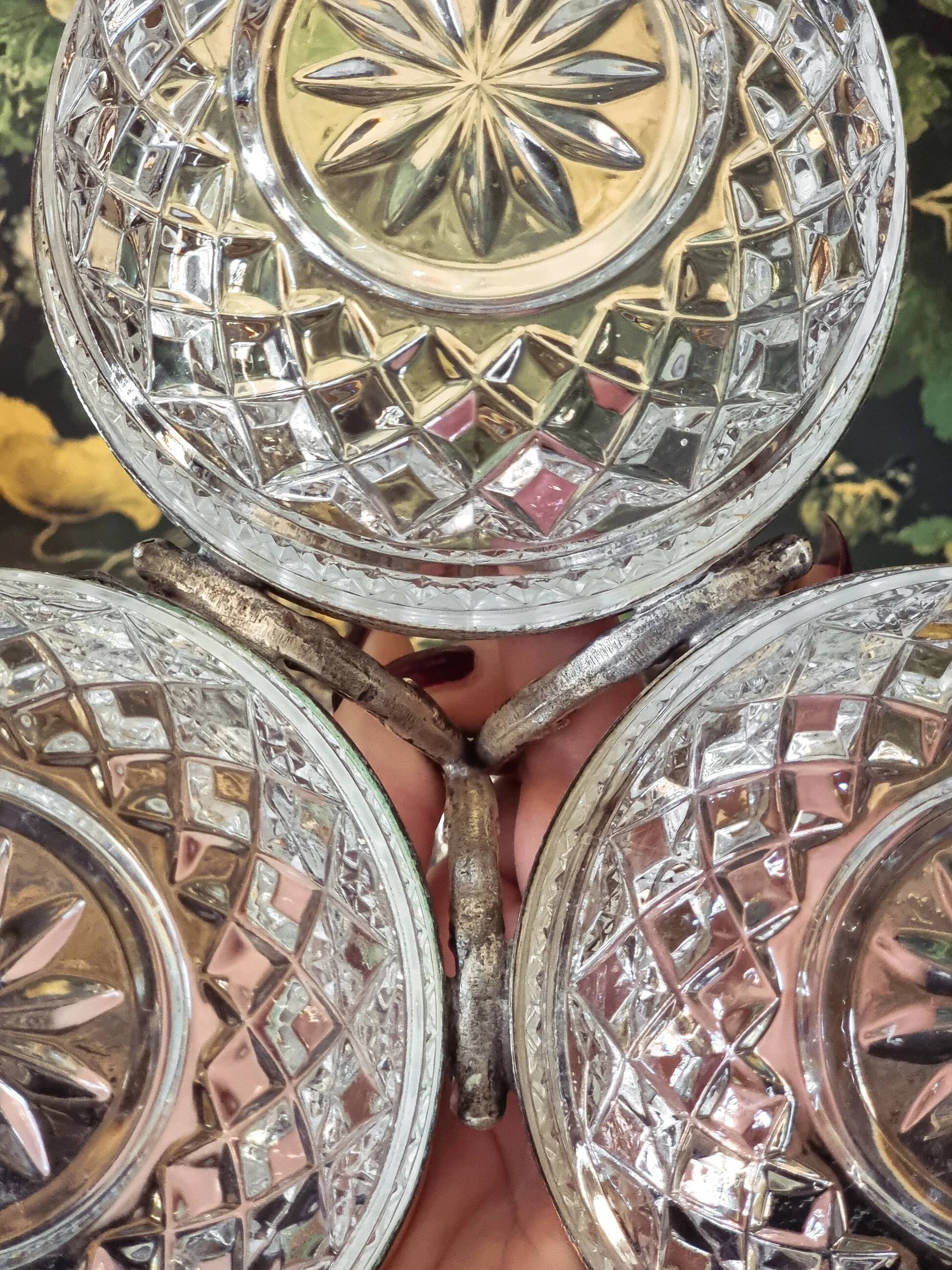 Silver-plated metal and crystal aperitif service