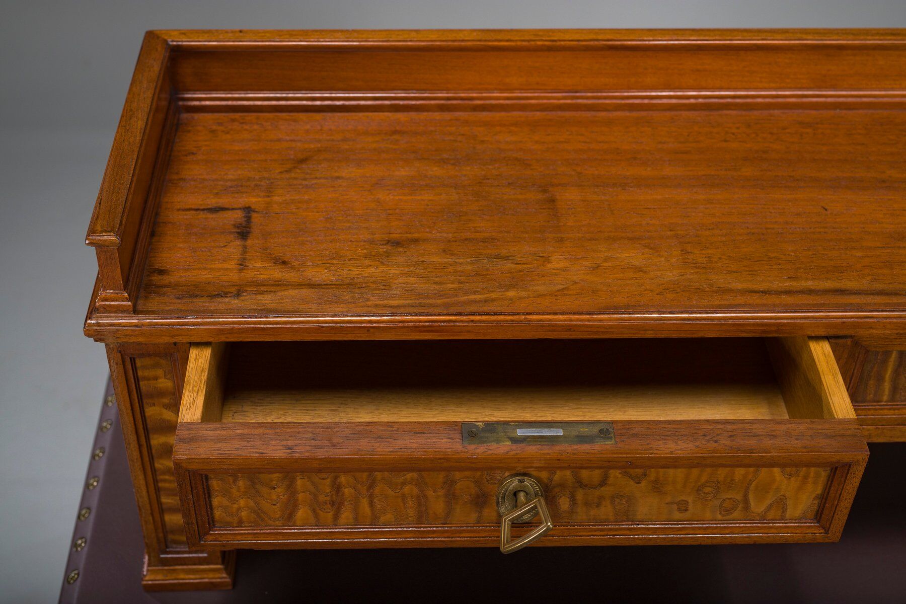 Wilhelmine secretary in walnut & exotic veneer with leather top