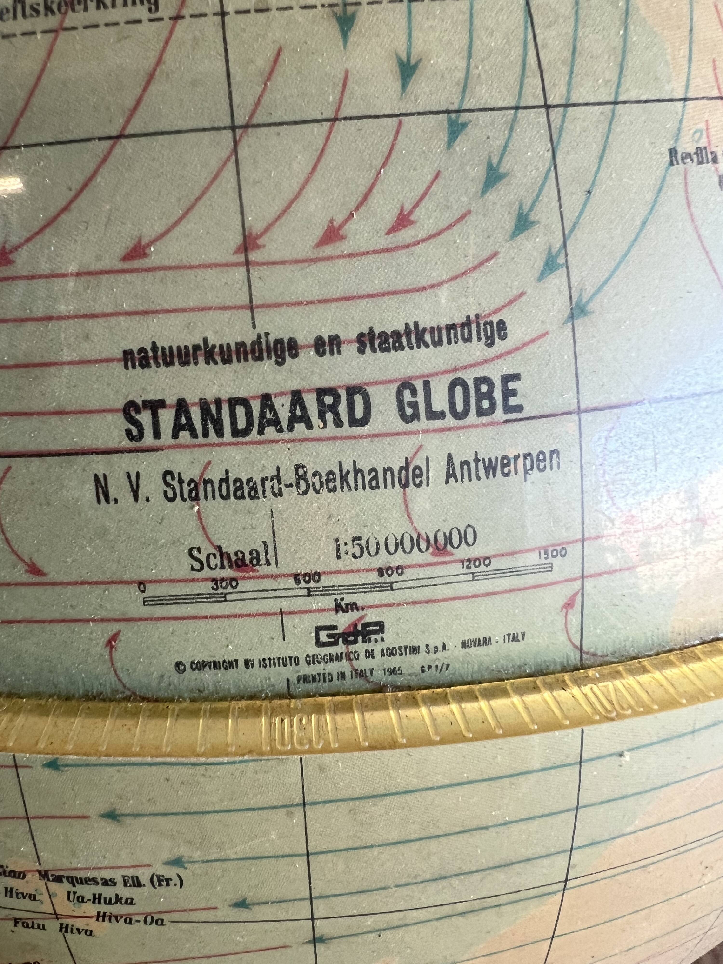 Globe vintage avec lumières GDP 1965 Globe