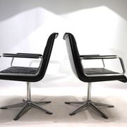 Set of 2 Wilkhahn Delta conference/dining chairs from the Delta Group