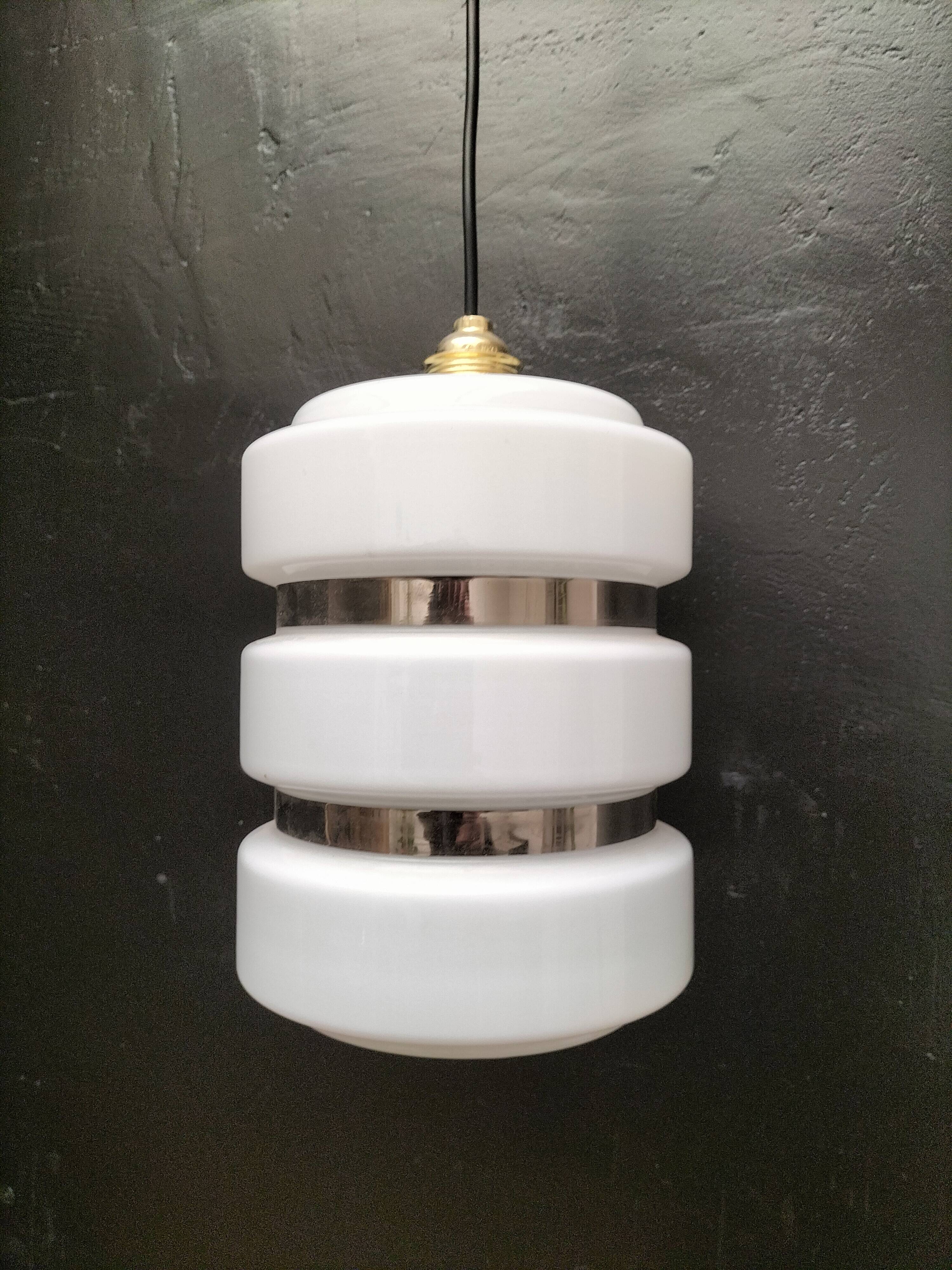 Vintage opaline suspension