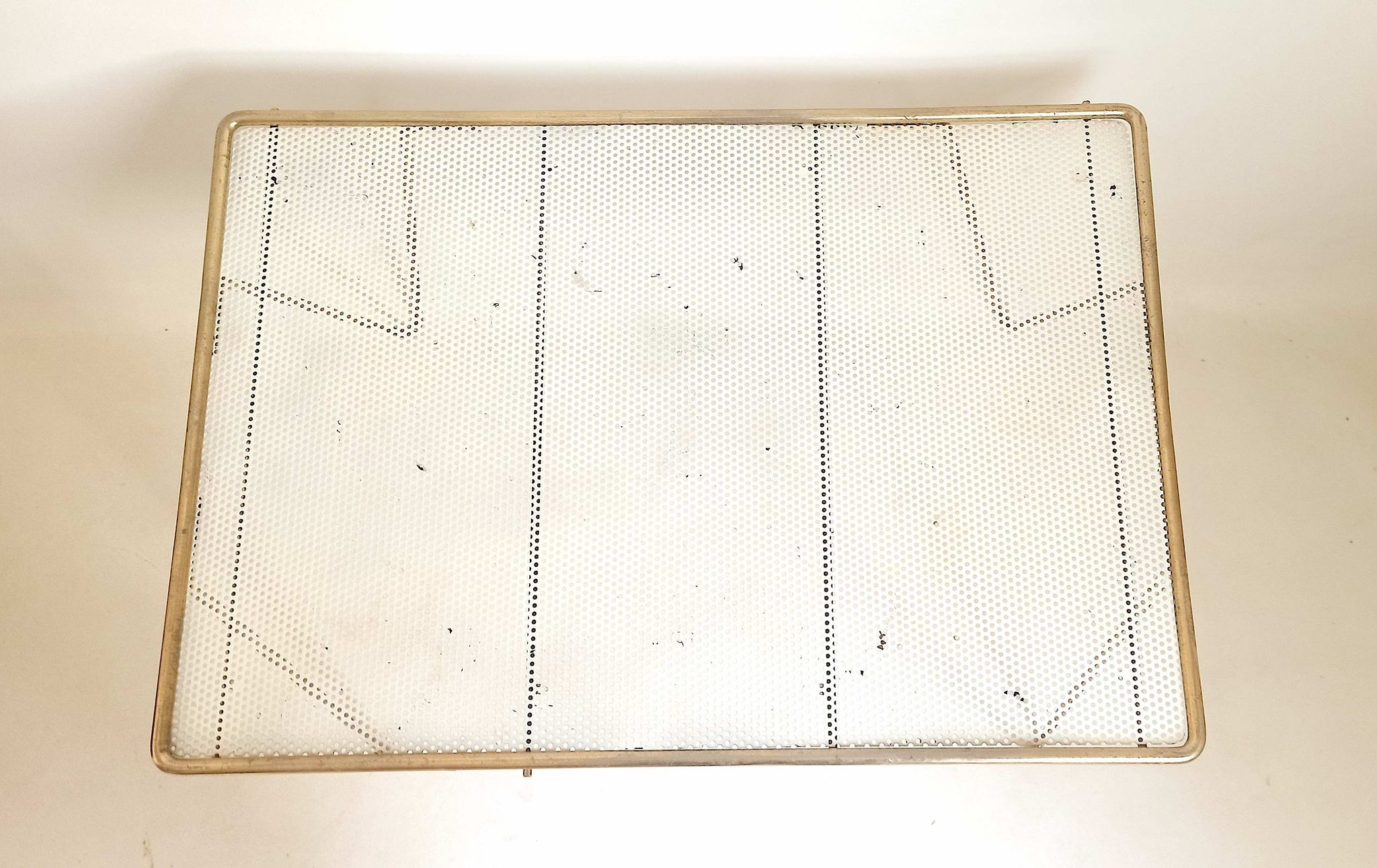 Coffee table gilded metal and white rigidule top 50