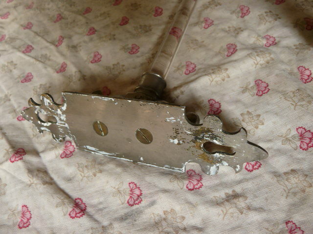 Chromed metal towel rack and glass rod