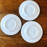 Set of dessert plates