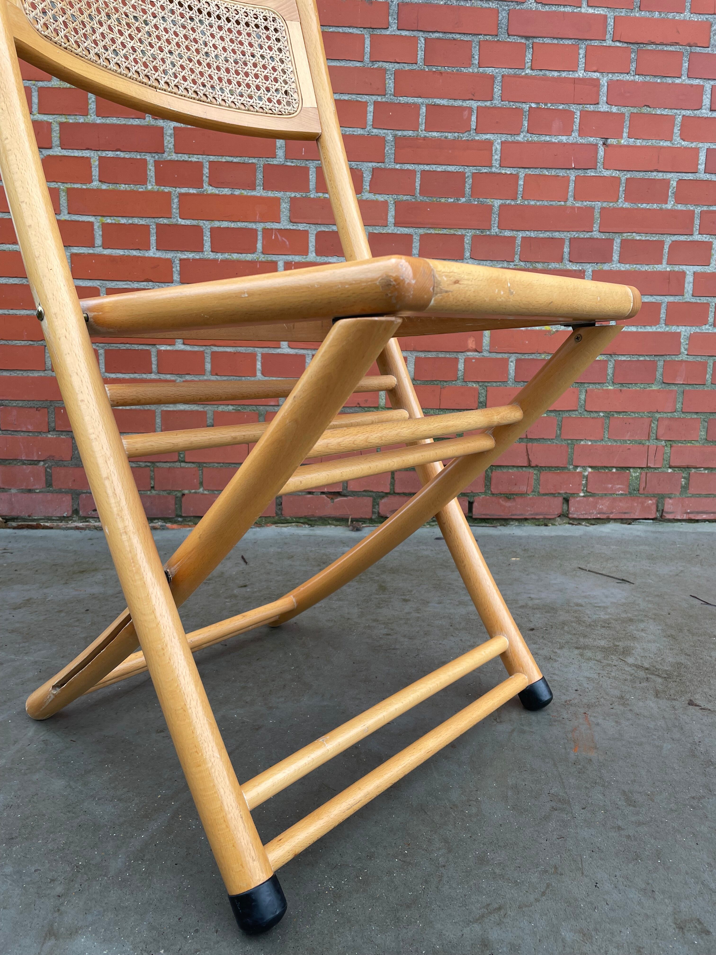 Vintage cesca style wooden folding chair design