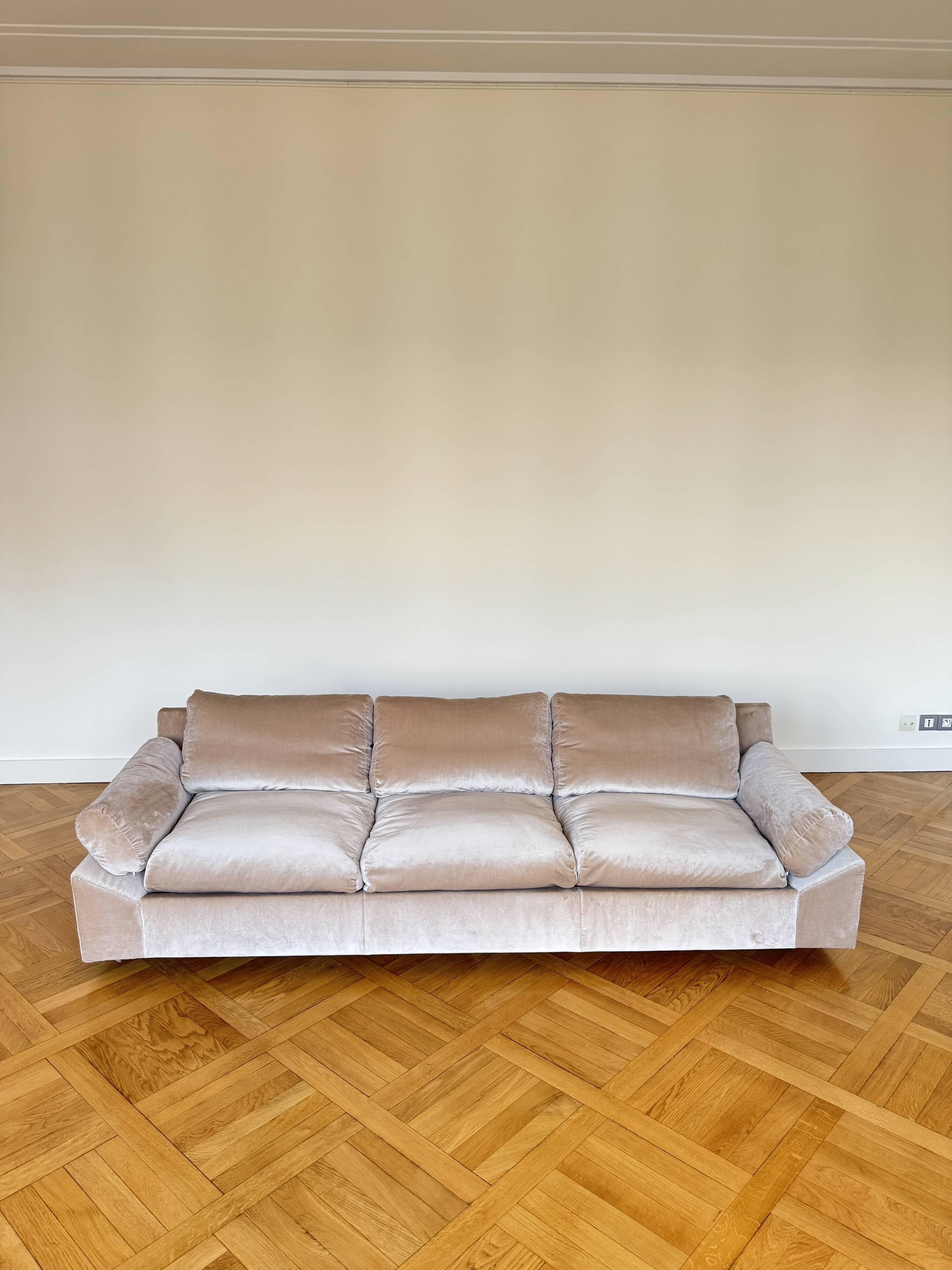 70s international furniture sofa