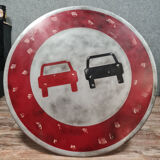 Industrial table made with an XXL road sign