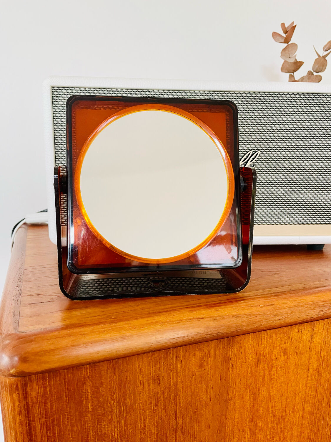 Vintage swivel mirror 70 ́s amber plastic