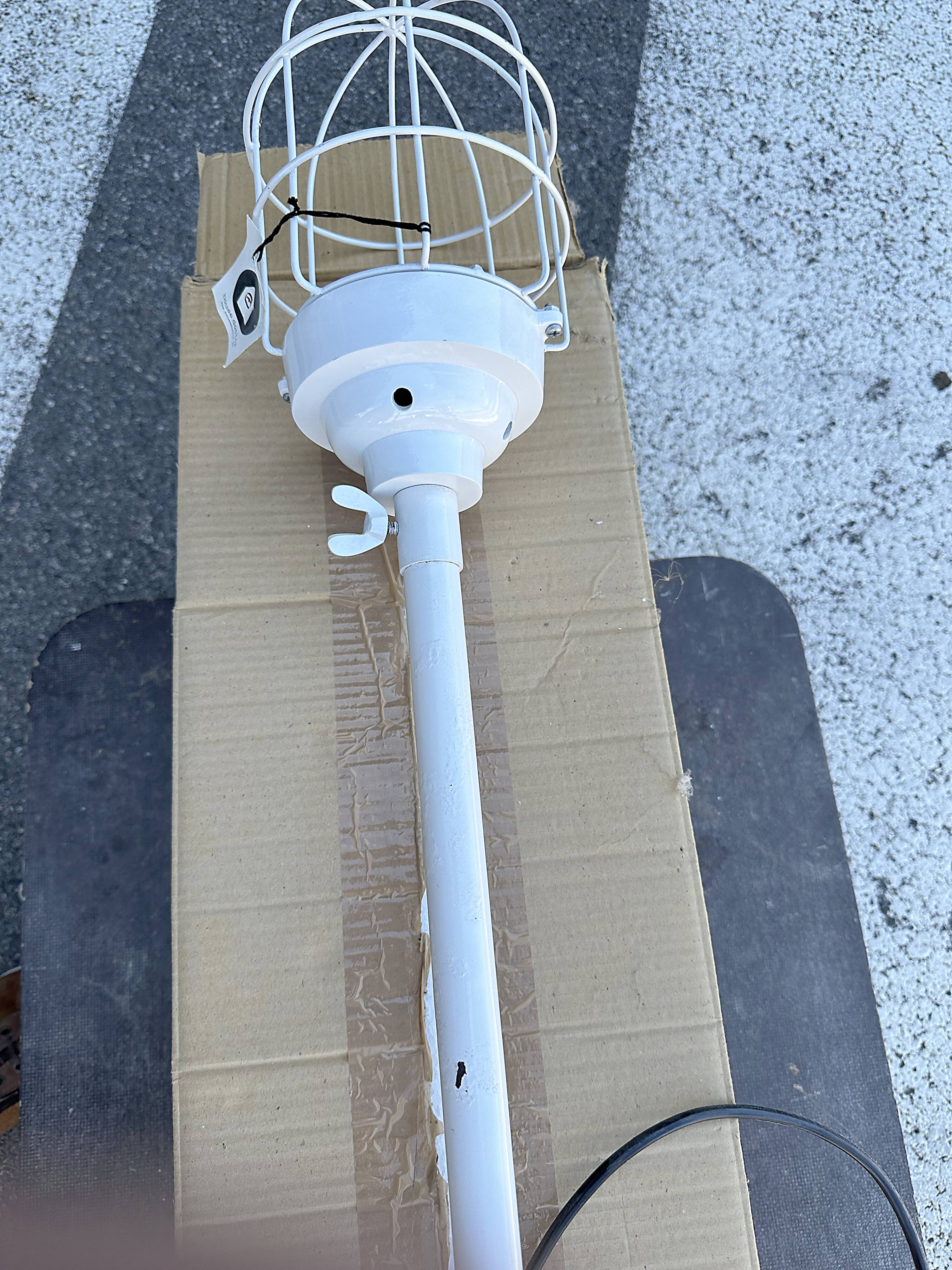 Lampe Casa  Blanche, Suspension industrielle atypique neuve