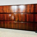 Commode en bois de rose 1970