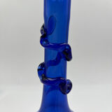 Vase en verre bleu