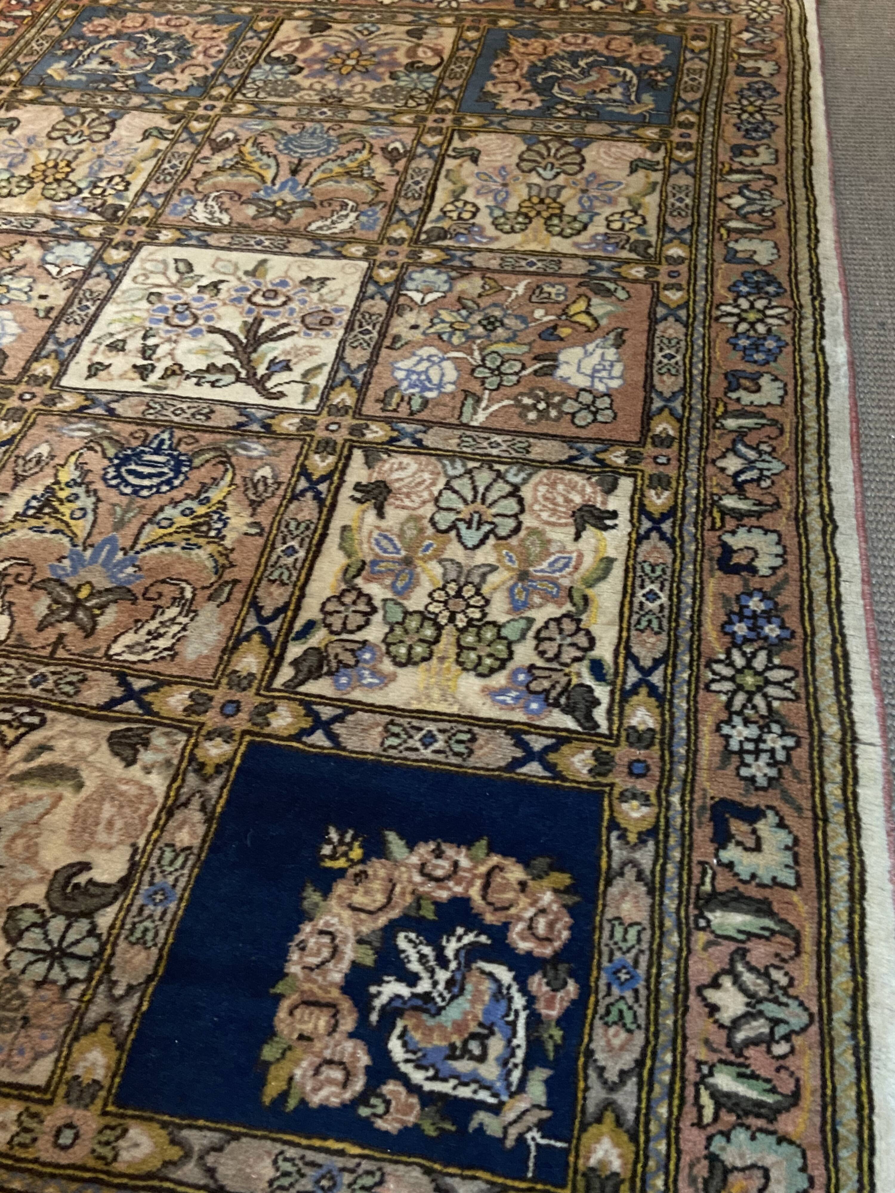 Tapis persan Bakhtiar Ghom en laine réalisé à la main