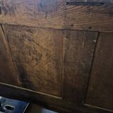 Mahogany commode with mahogany veneer from the Louis XVI period - late 18th century.