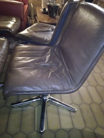 Set of four leather chairs Wilkhahn Germany design 1981