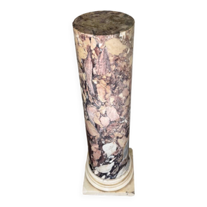 Colonne en marbre brèche