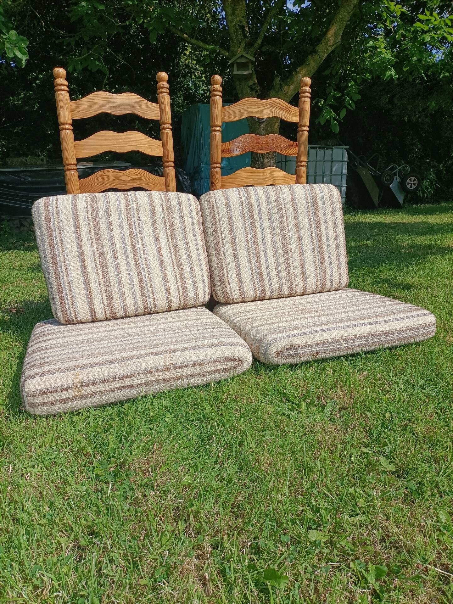 Cushion Set