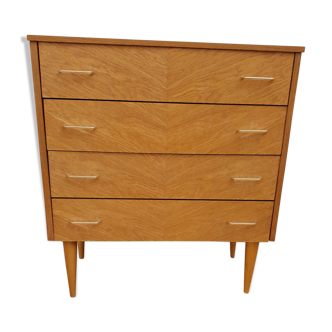 Commode vintage pieds fuseaux
