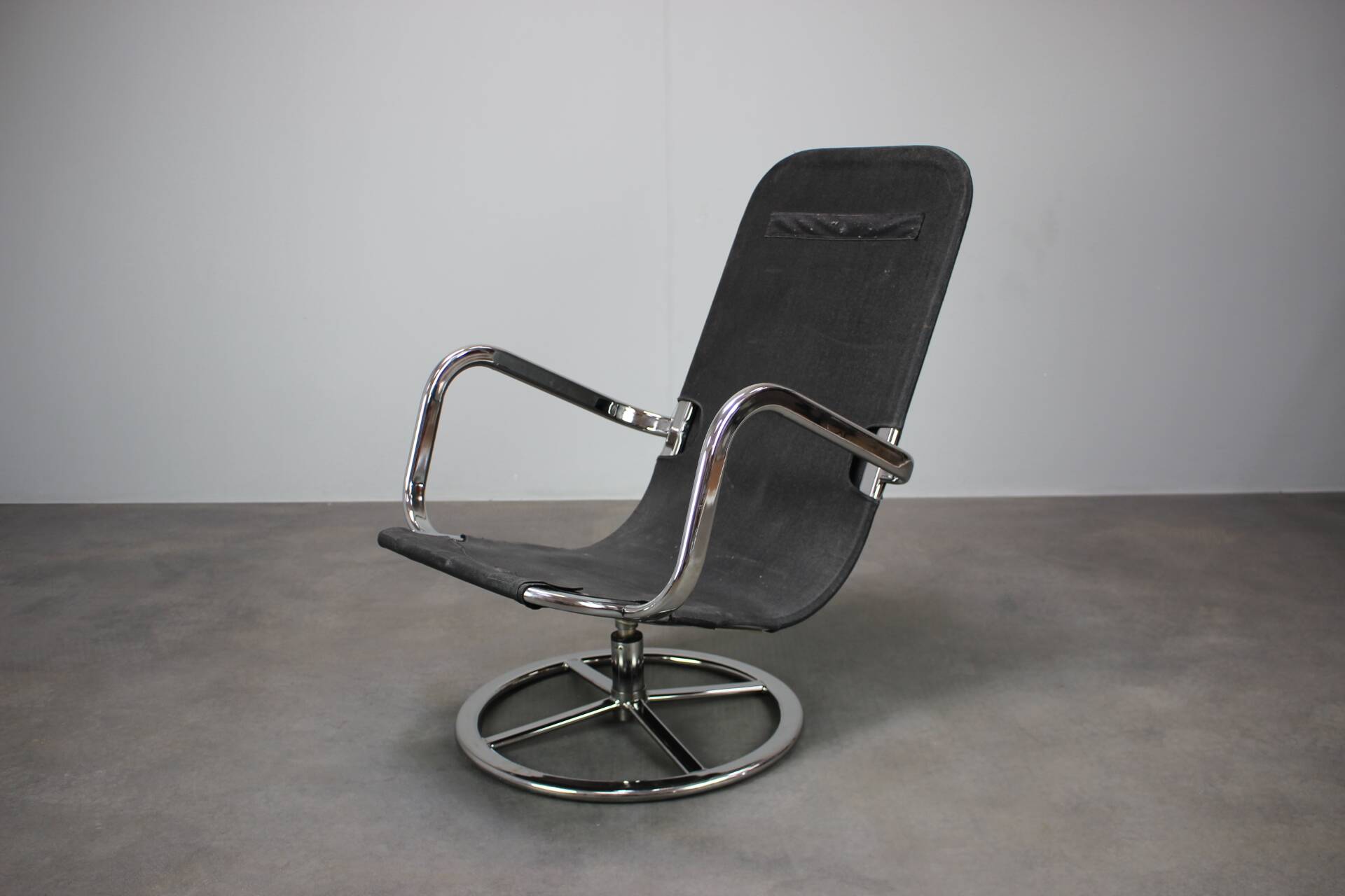 Fauteuil pivotant IKEA Smedsta par Ulf Quensel, années 1970
