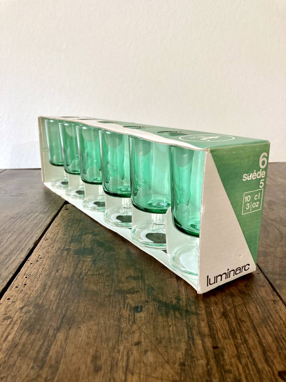 6 verres à pied Luminarc, modèle Suède n°5, calice vert