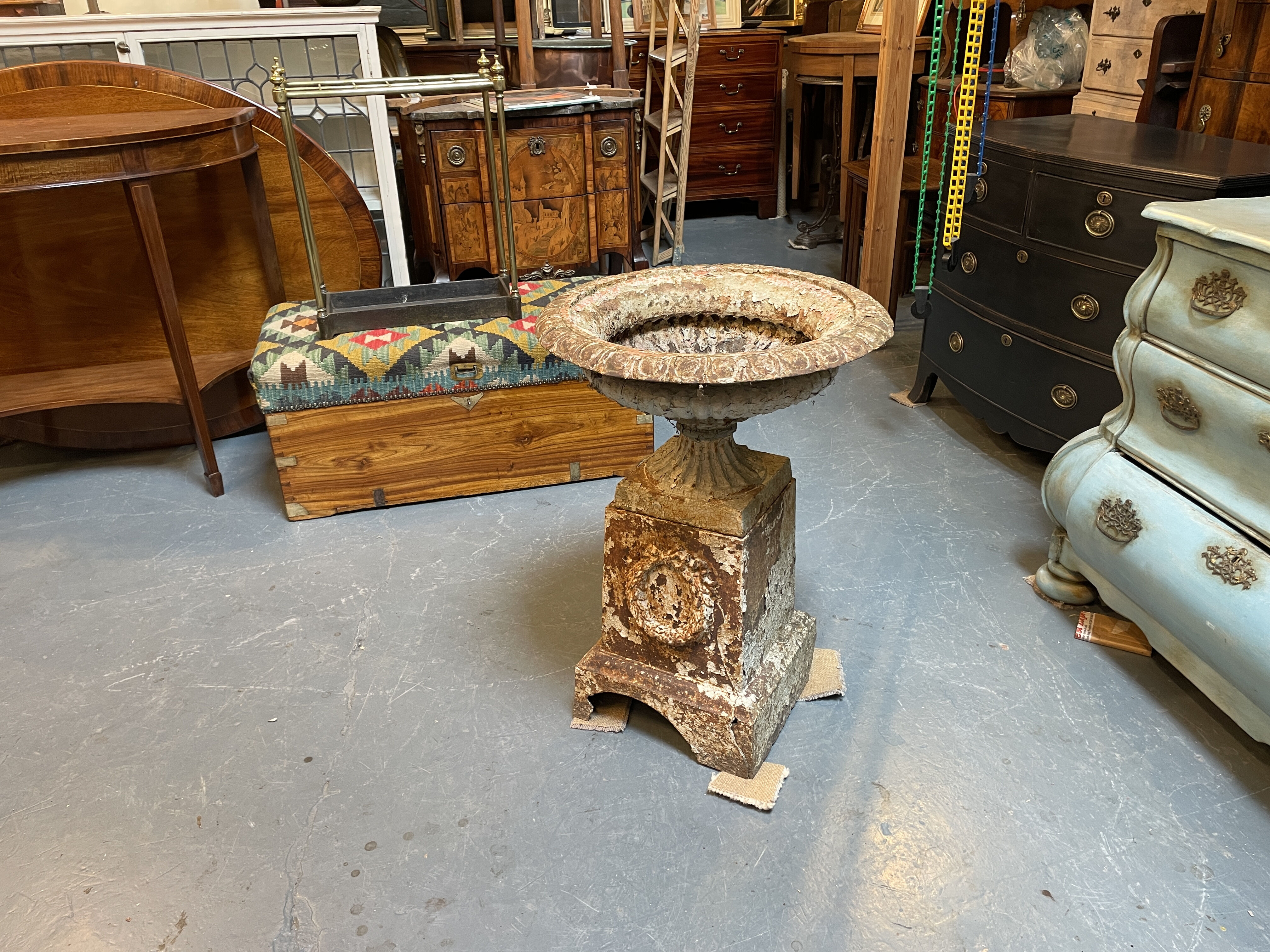 Victorian cast iron garden urn