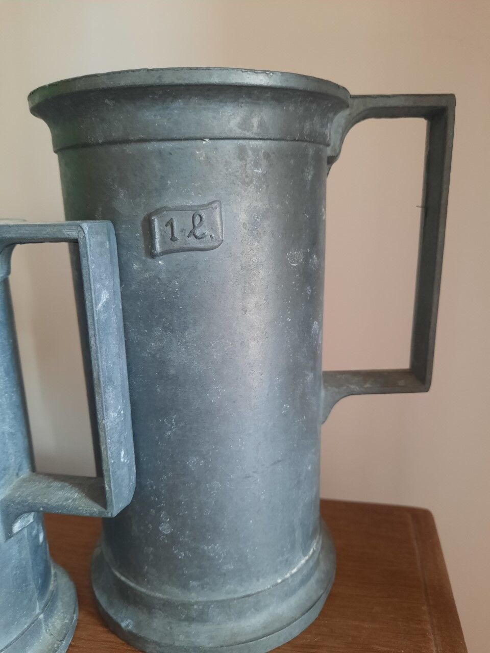 Series of tin measurements