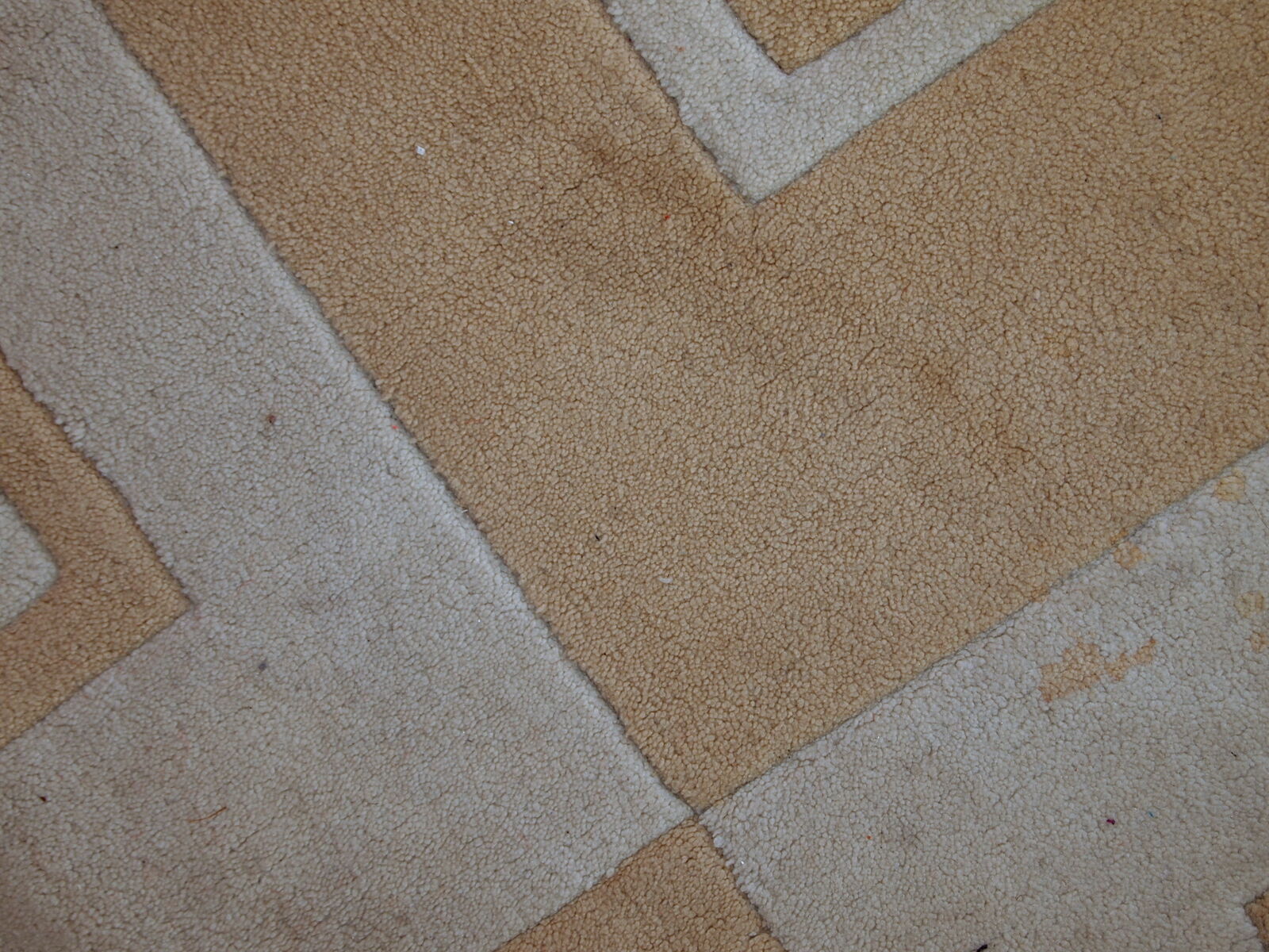Vintage chinese handmade rug 120cm x 180cm