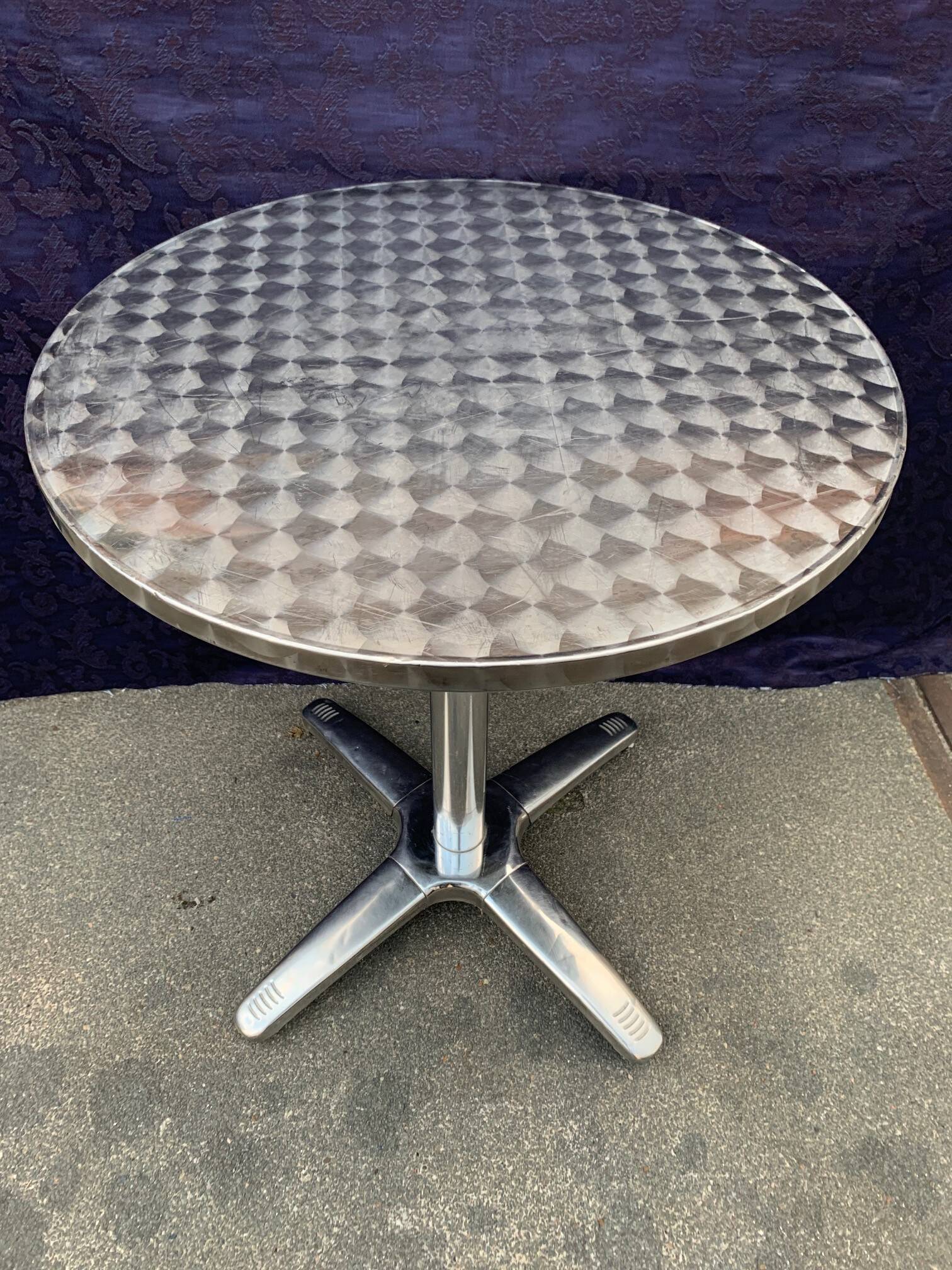 Table de terrasse