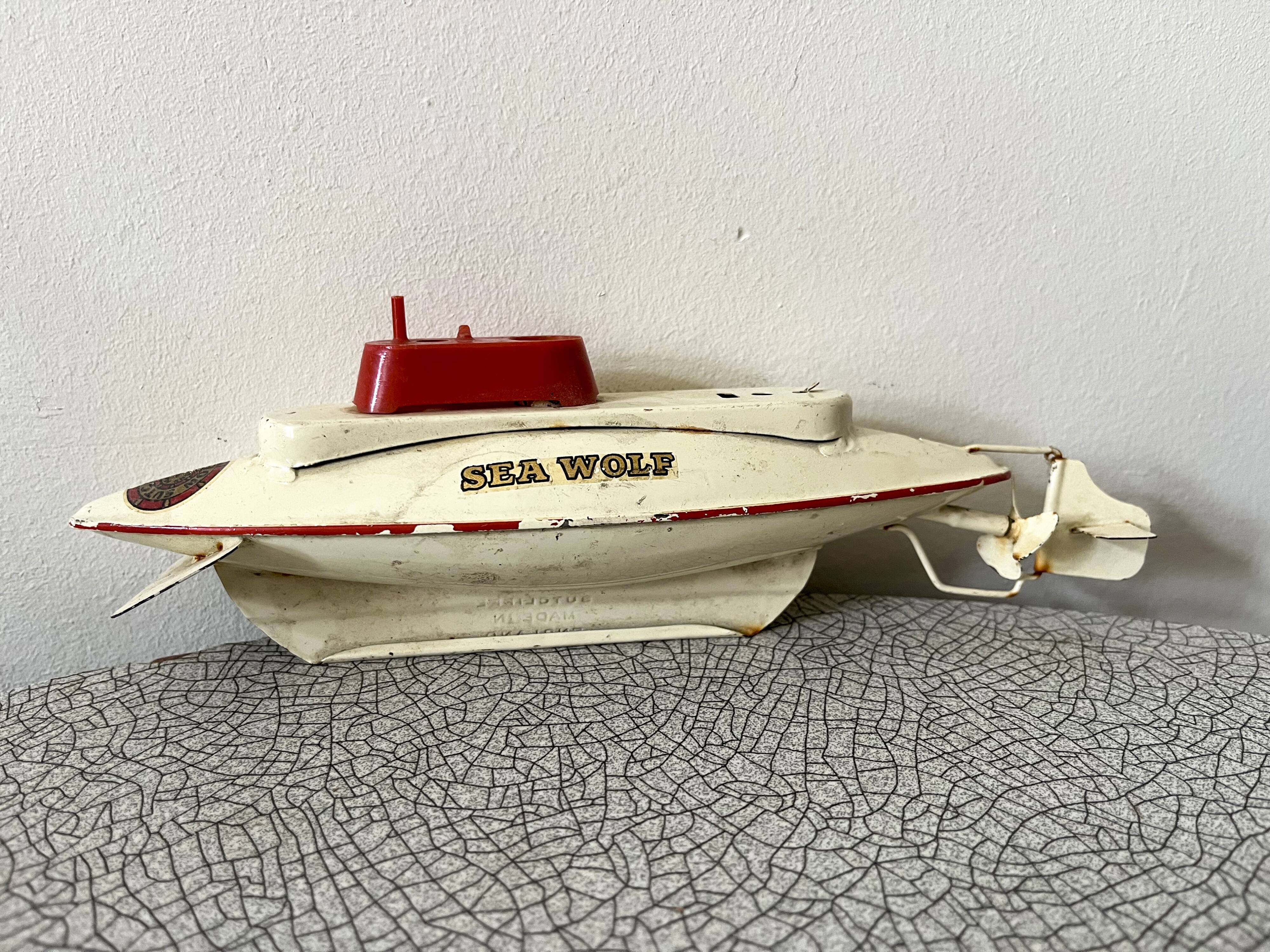 Sous-marin sutcliffe, "the sea wolf atomic submarine"