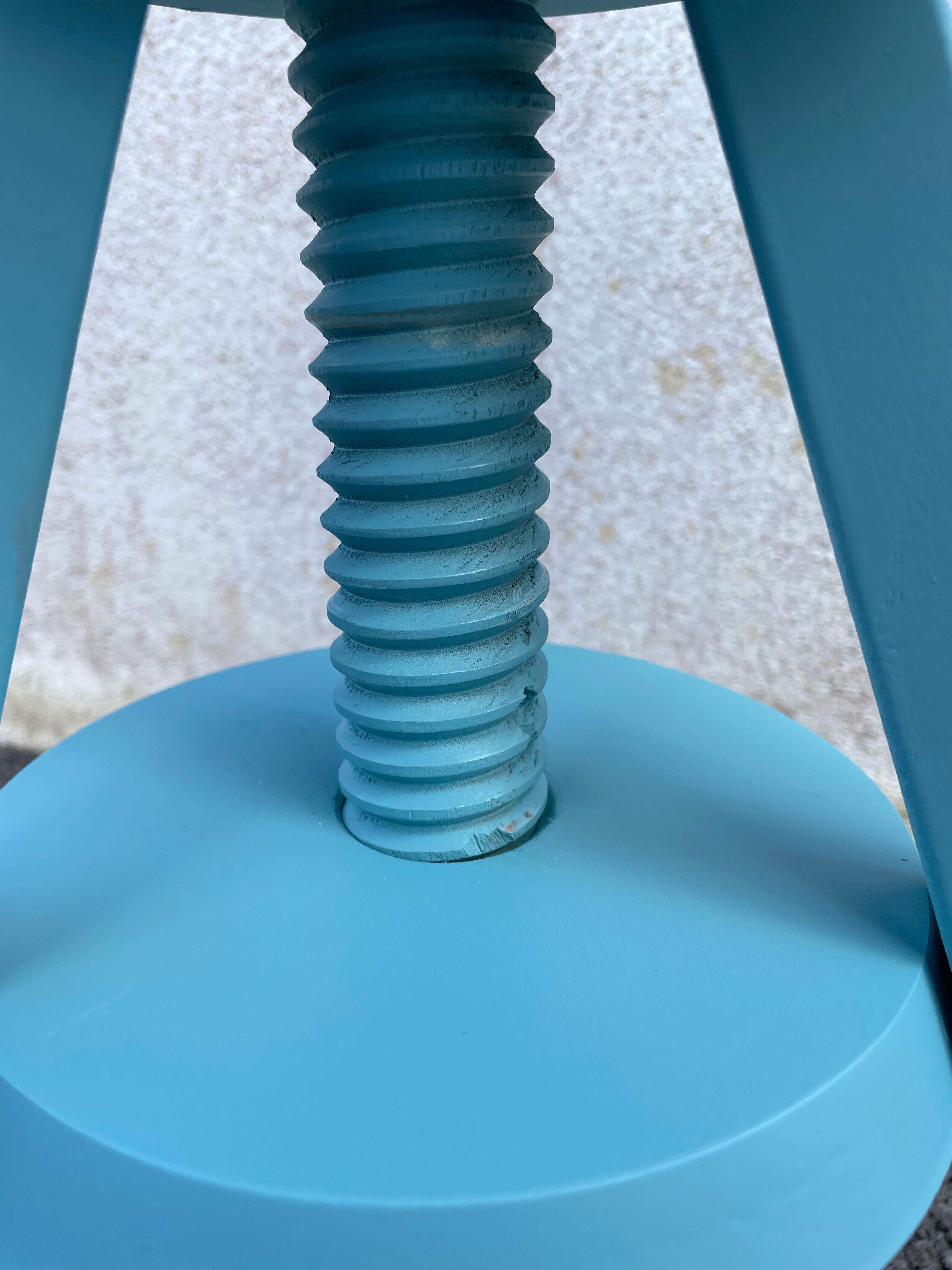 Watchmaker's screw stool