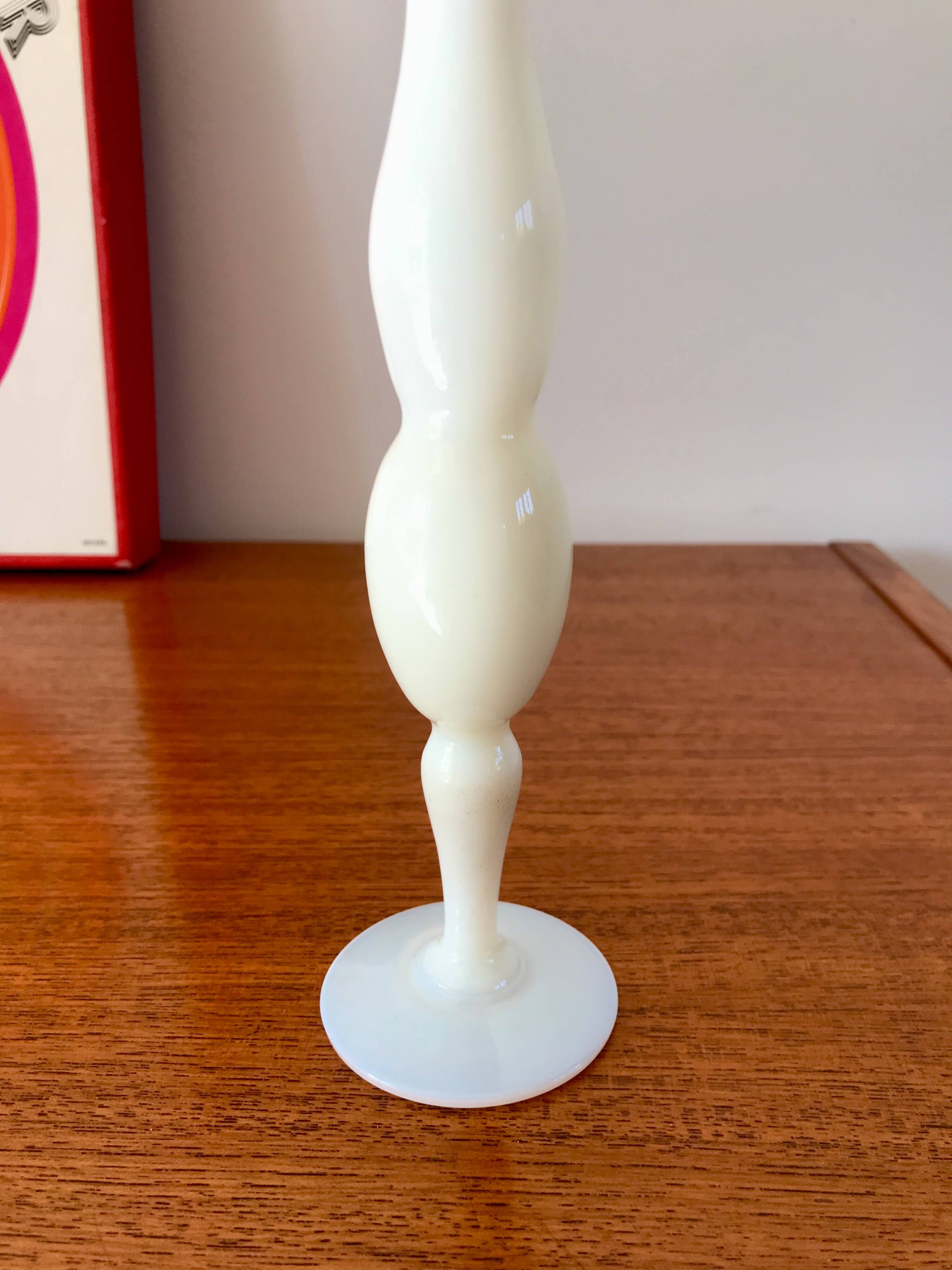 Slender serrated white opaline vase from the 50s and 60s