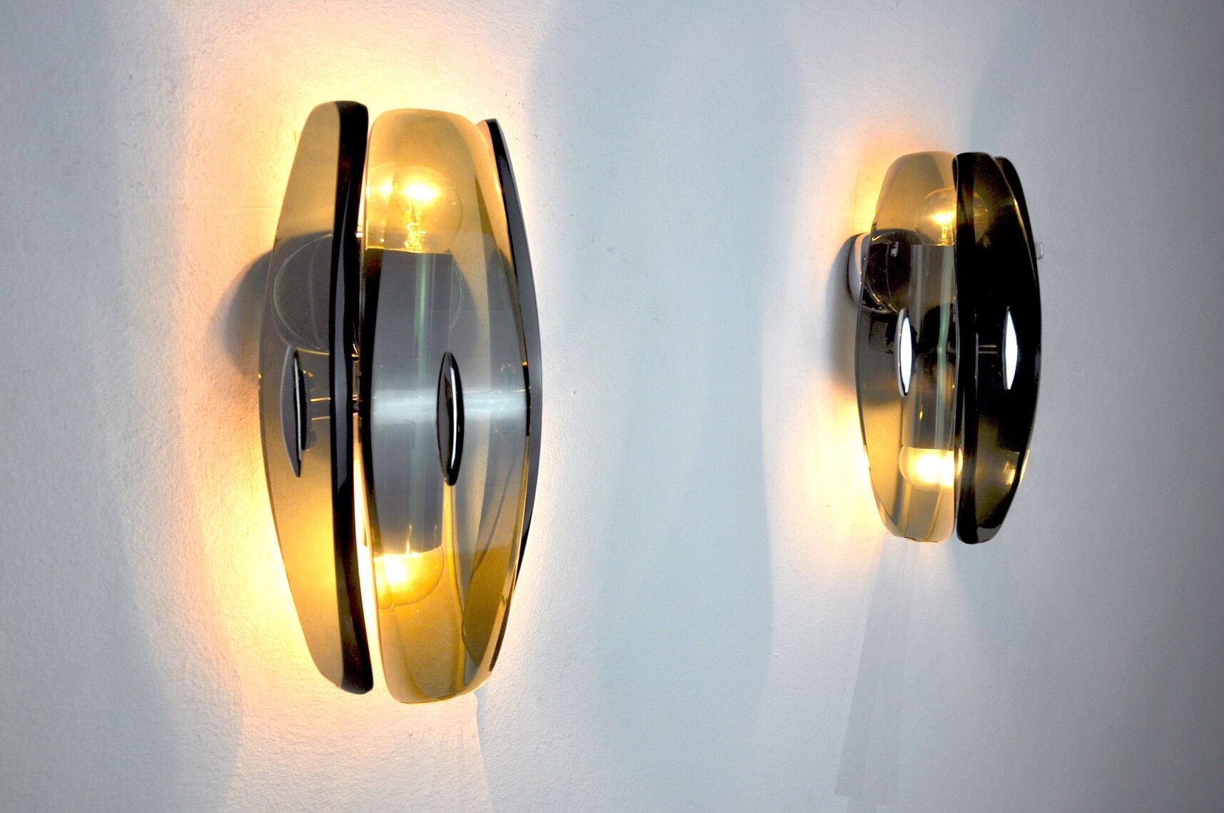 Pair of Veca wall lamps in Bakelite, Italy, 1970