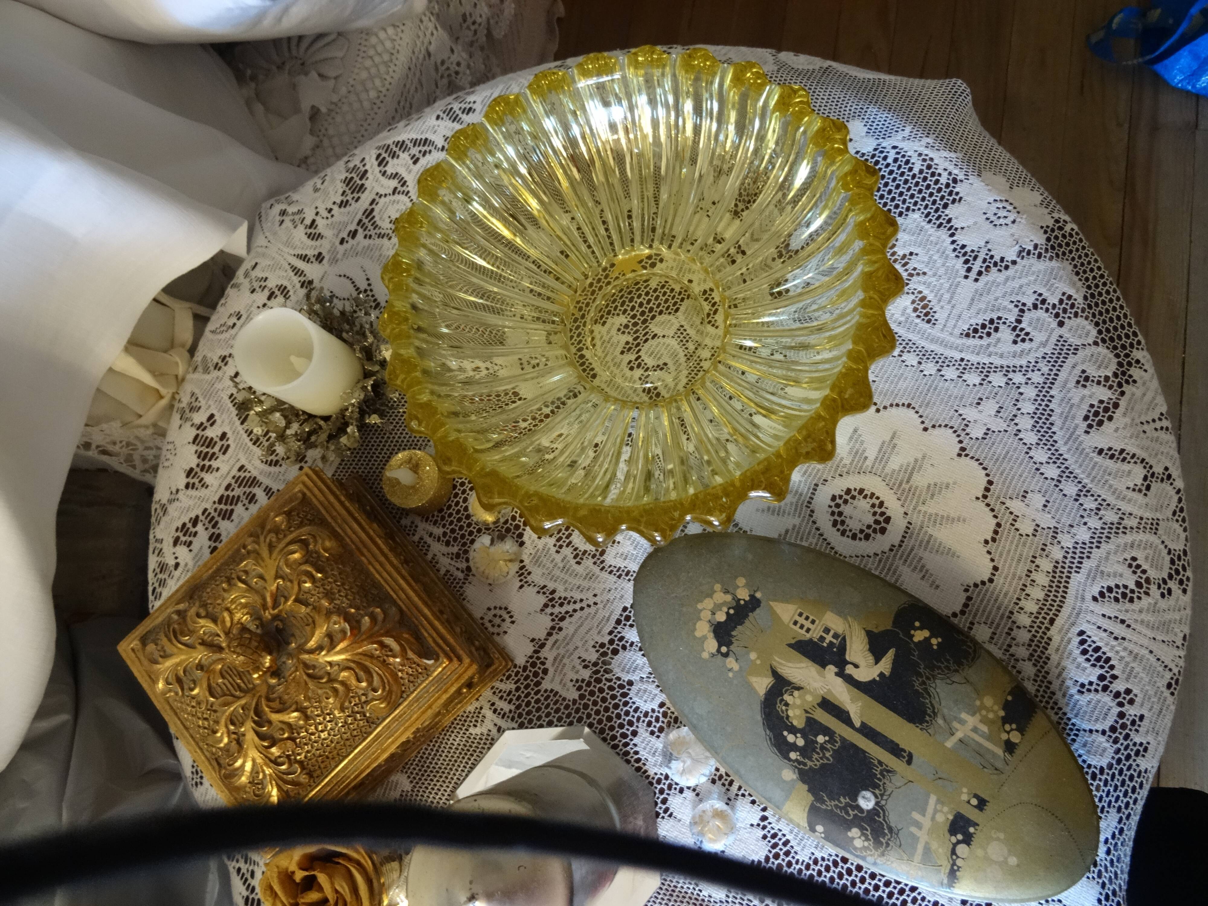 Cut stone of Avesn of the 1930