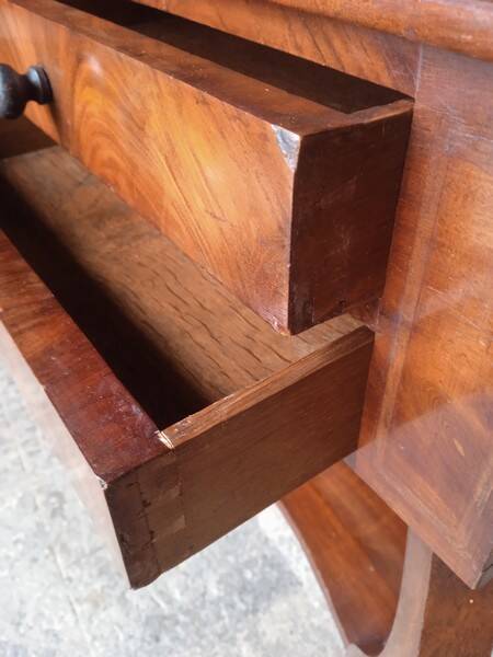 Work table - In mahogany and mahogany veneer - 19th century