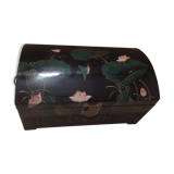 Chest trunk maye asian lacque black and patterns painted be