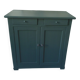 Buffet parisien vintage réenchanté en vert fumé.