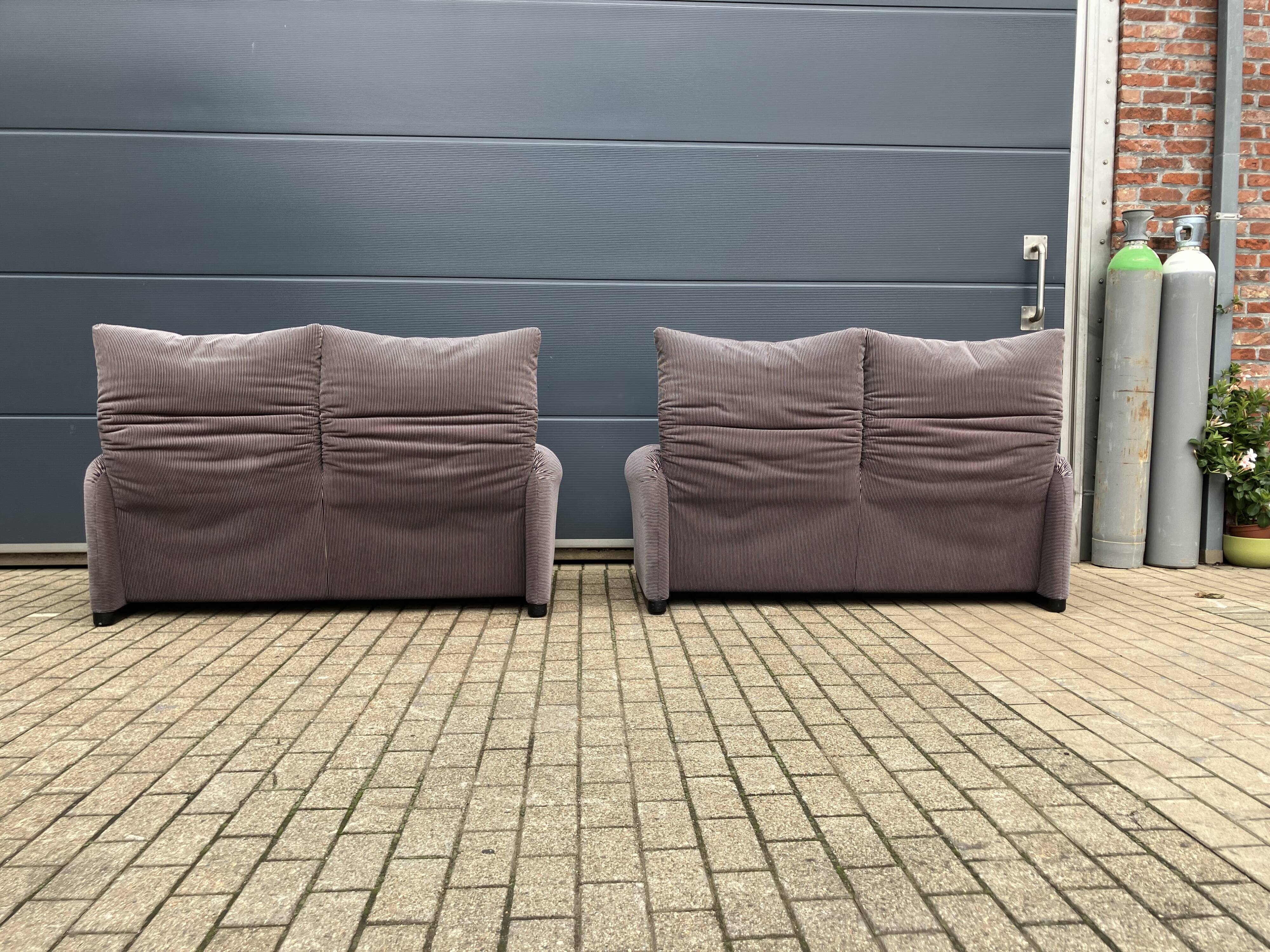 2x Cassina Maralunga 2zit original ribble fabric