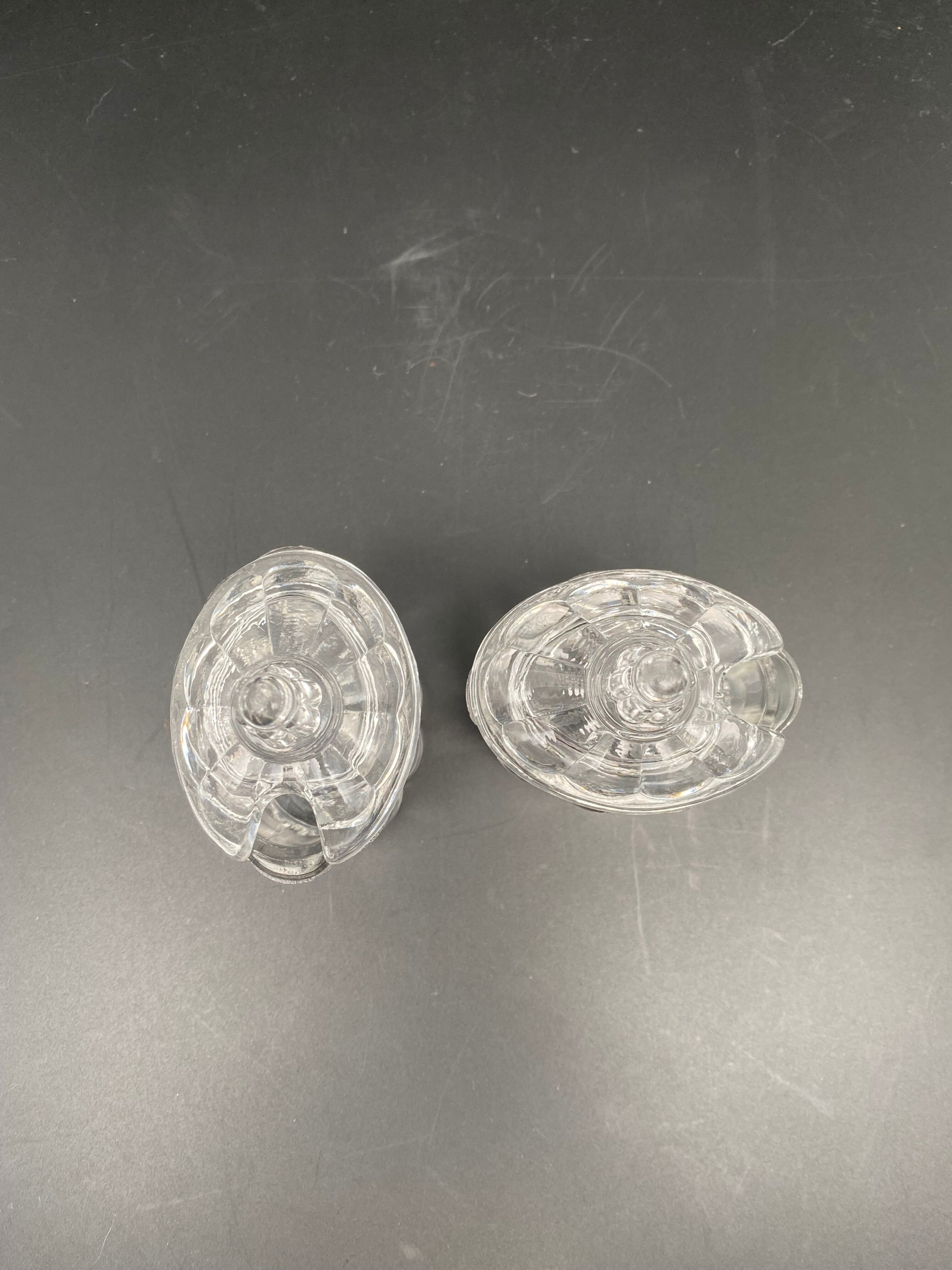 Duo salt shaker & pepper shaker in transparent worked glass