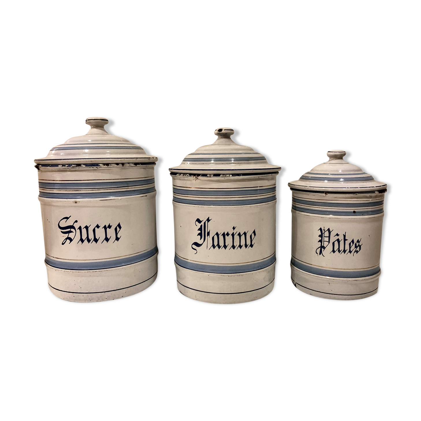 Enamelled metal kitchen pot