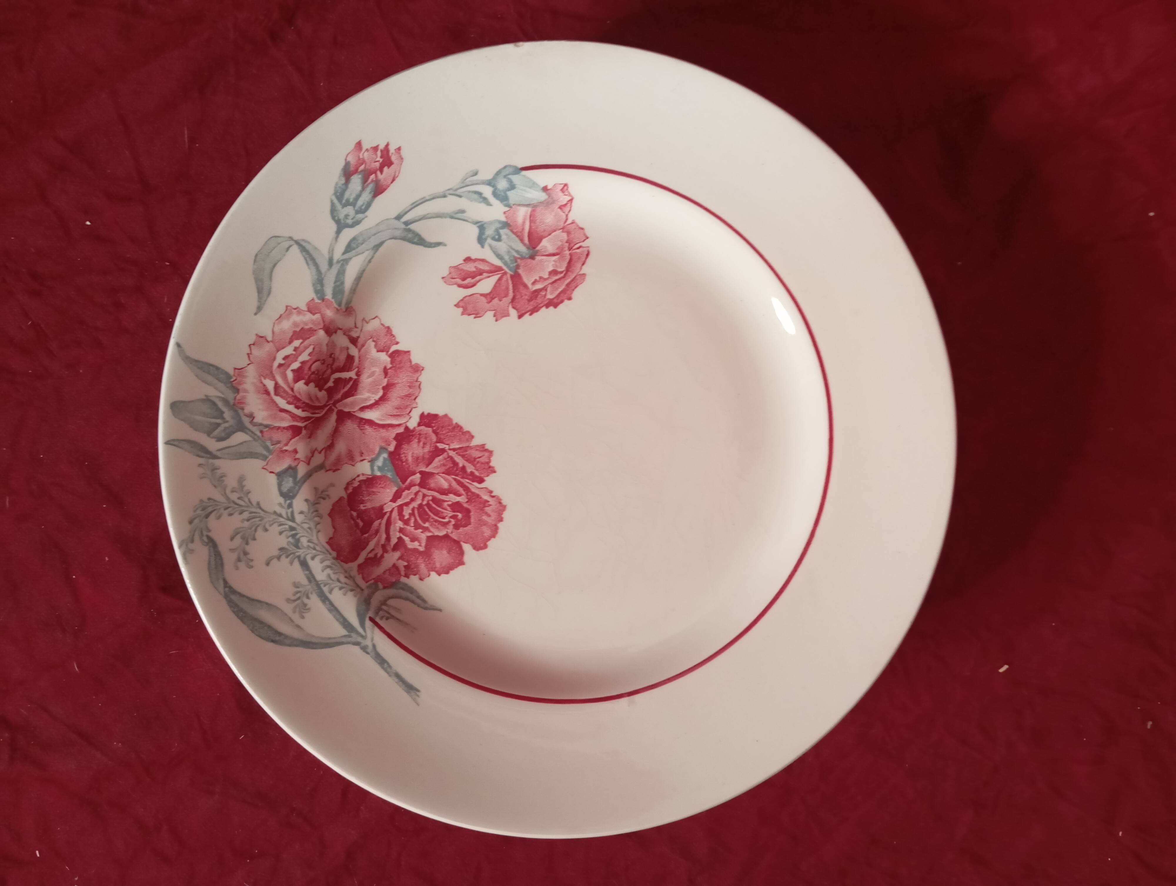 St amand ceramic presentation plate / dish