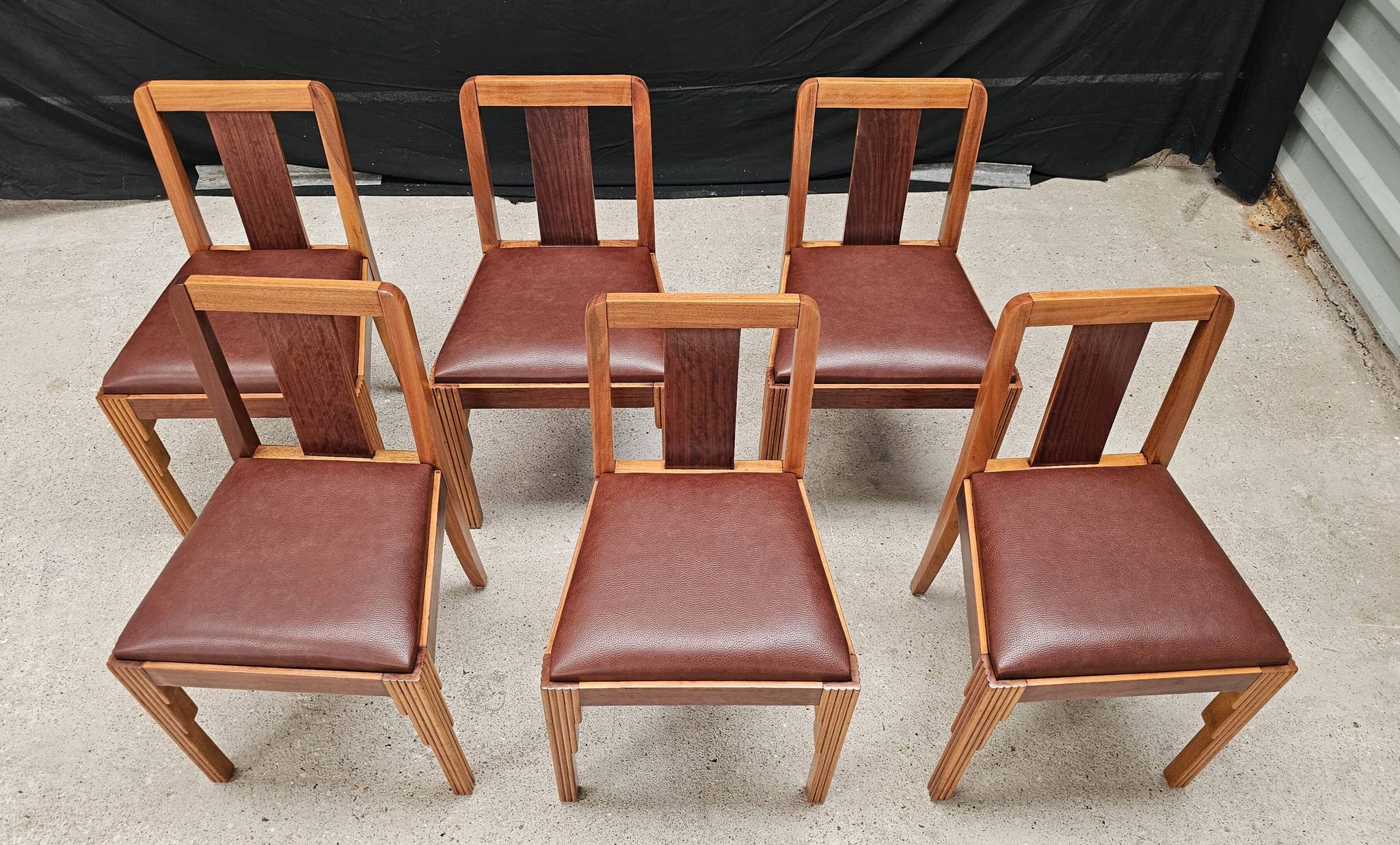 Lot table et ses 6 chaises Art déco de Saddier & fils