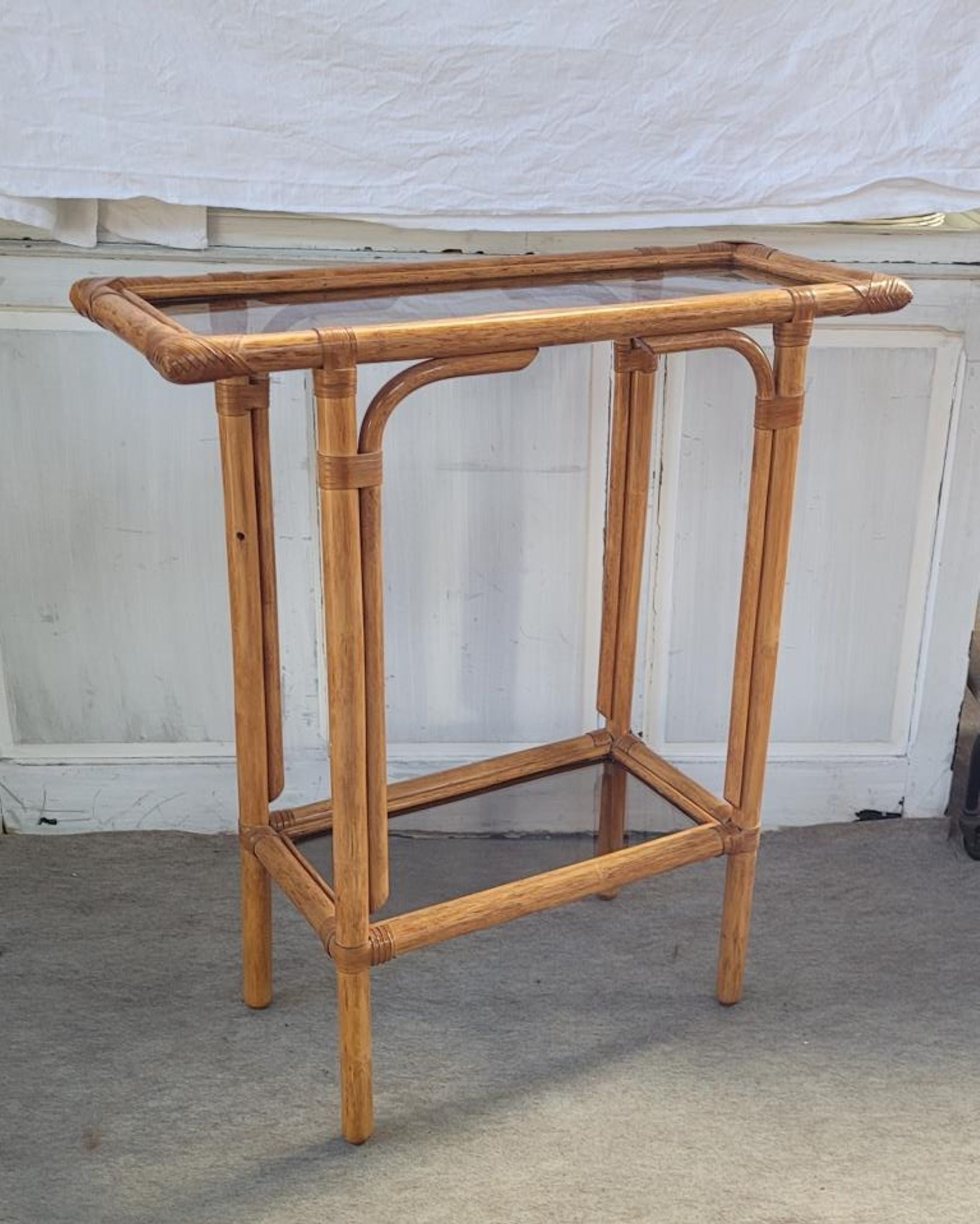 Rattan console and smoked glass Roche Bobois, from the 70s