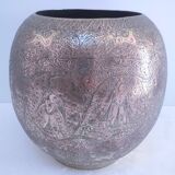 Solid brass pot cover engraved decor animal plant characters