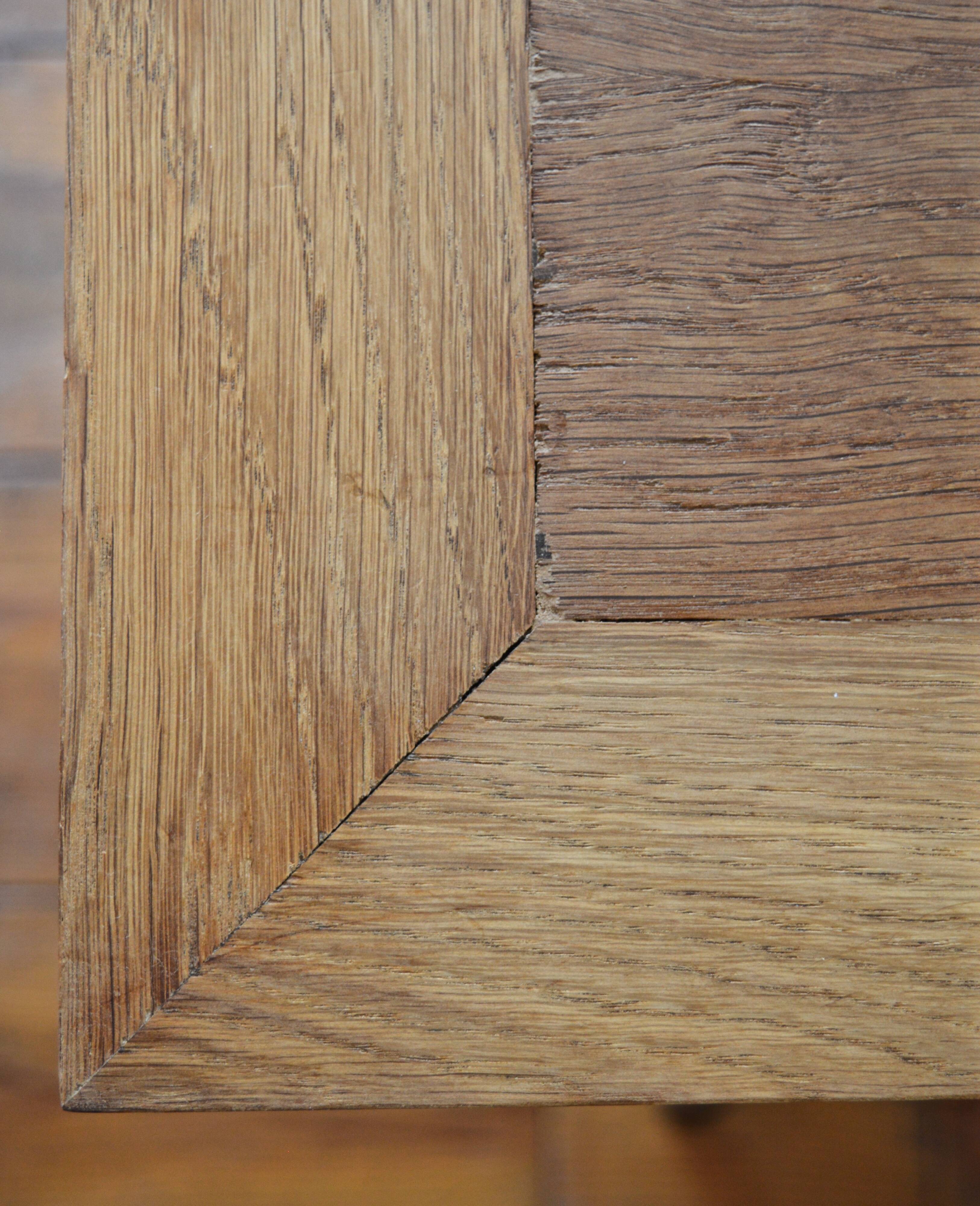 Table  'René Gabriel'