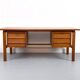 Bureau en teck du milieu du siècle par Svend Åge Madsen pour Sigurd Hansen, années 1960.