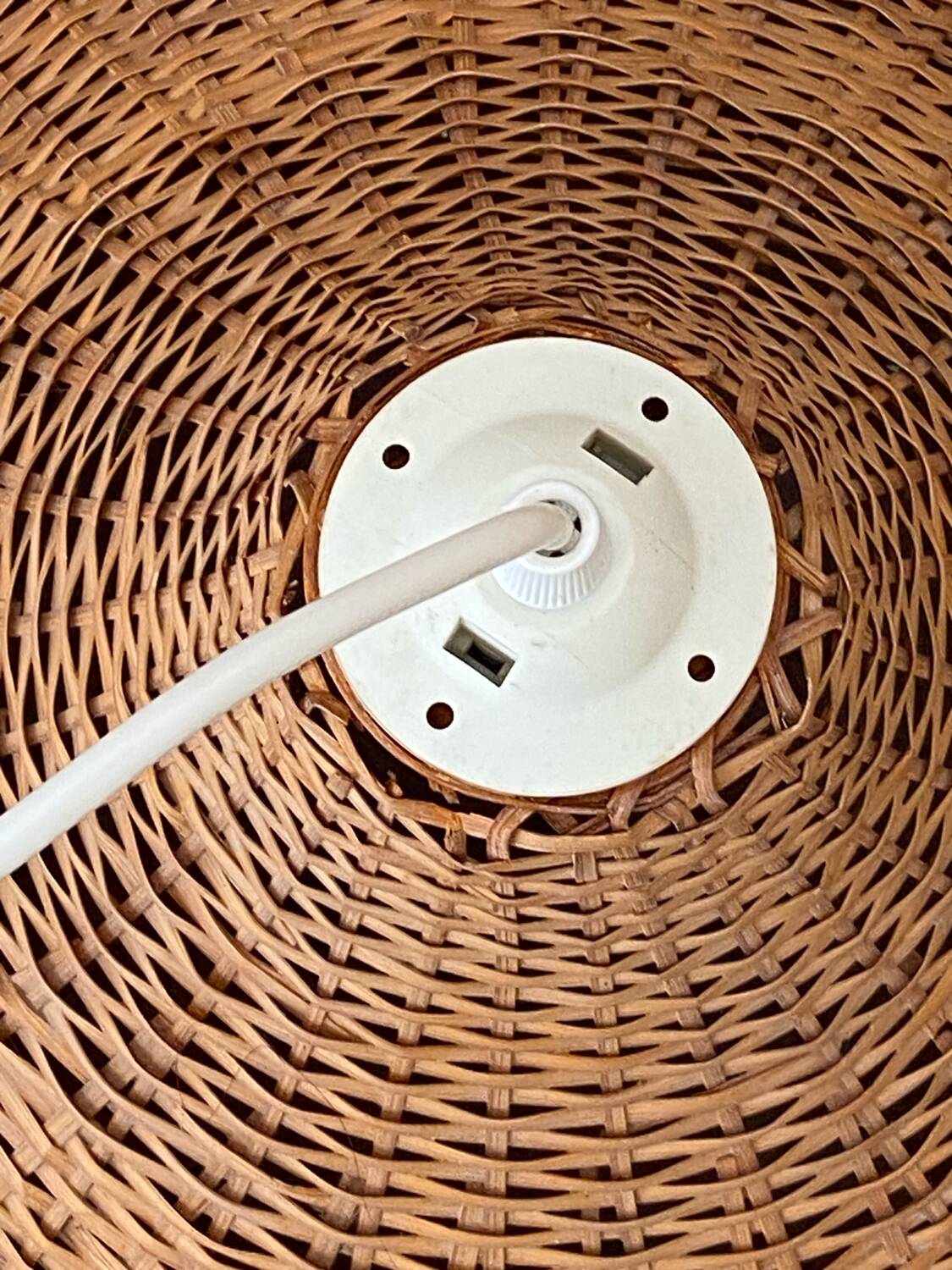 Rattan pendant light