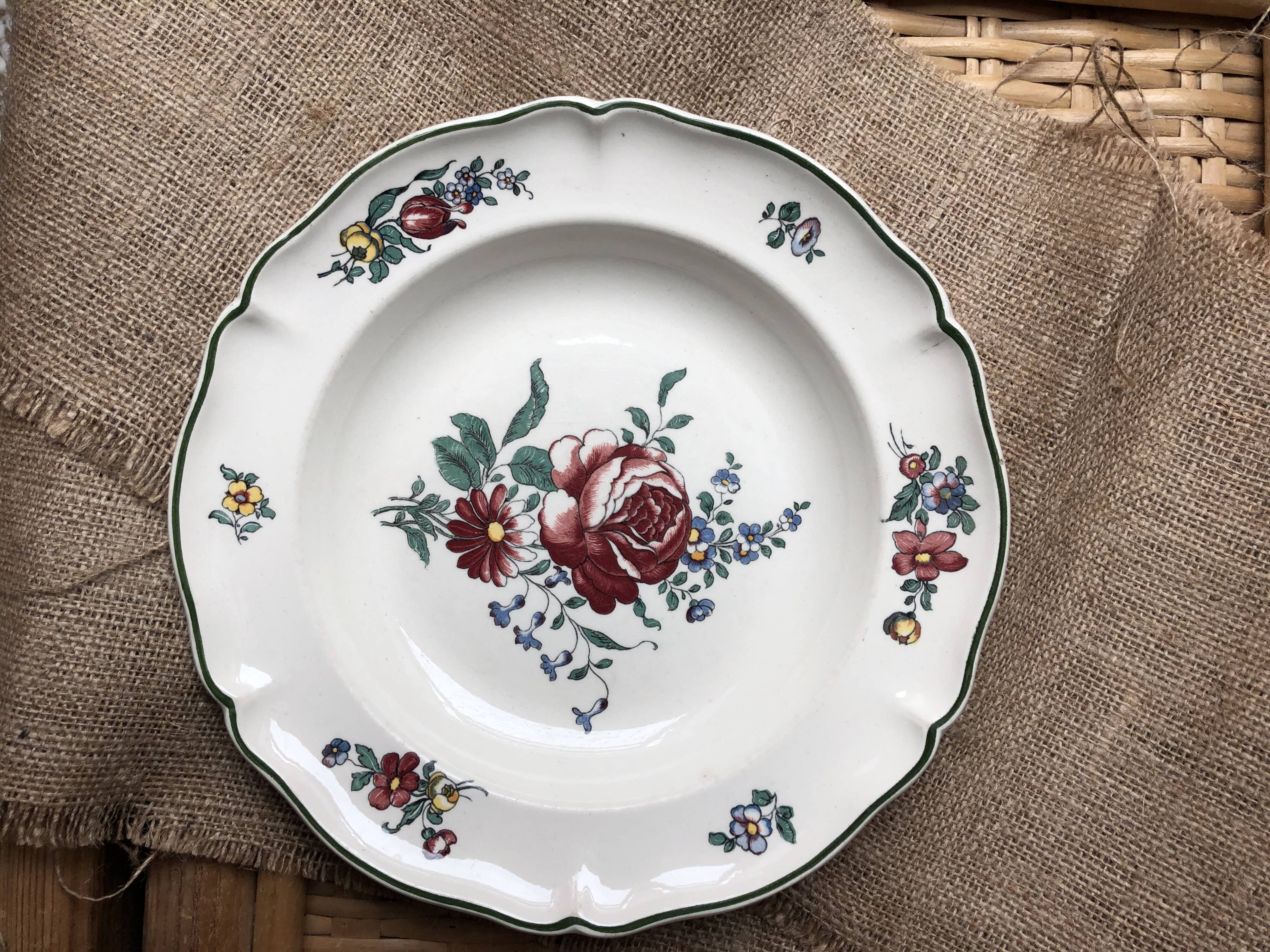 Villeroy & Boch plate
