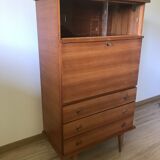 Scandinavian secretary